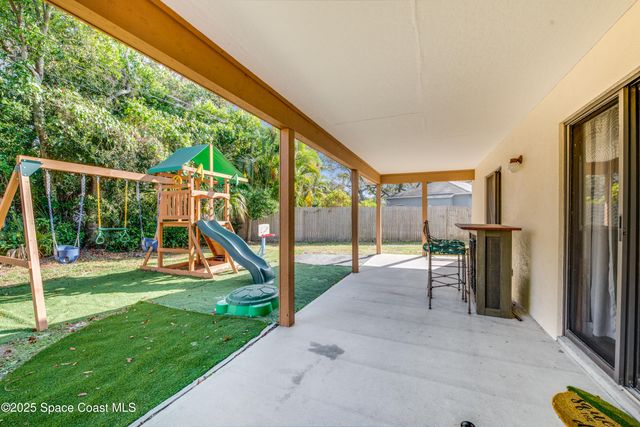 128 Lagoon Avenue, Melbourne, FL 32901