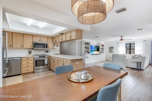 128 Lagoon Avenue, Melbourne, FL 32901