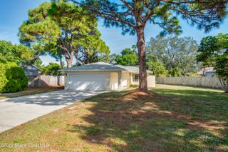 128 Lagoon Avenue, Melbourne, FL 32901