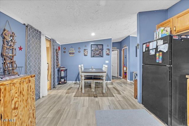 250 Horseshoe Bend Road, Rogersville, TN 37857