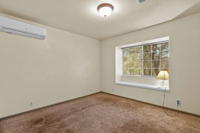 12723 Old Oregon Trail, Redding, CA 96003