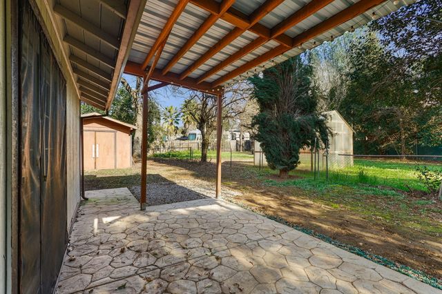 12723 Old Oregon Trail, Redding, CA 96003