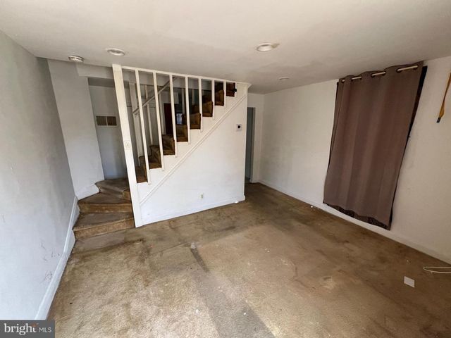 2817 BOOKERT DR, Baltimore, MD 21225