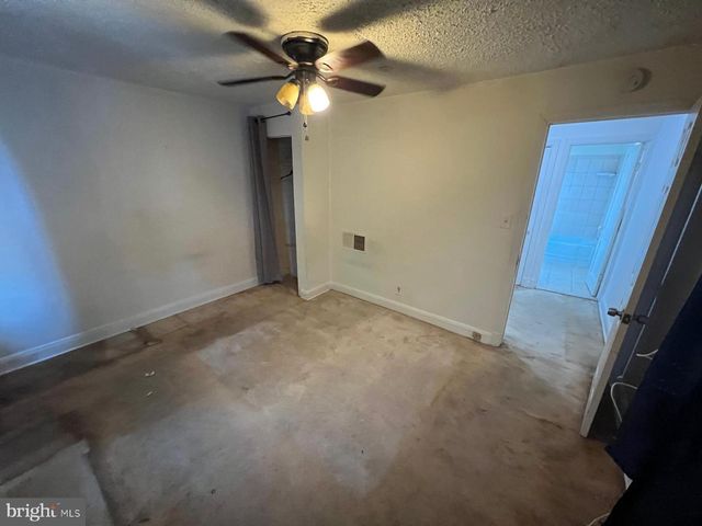 2817 BOOKERT DR, Baltimore, MD 21225