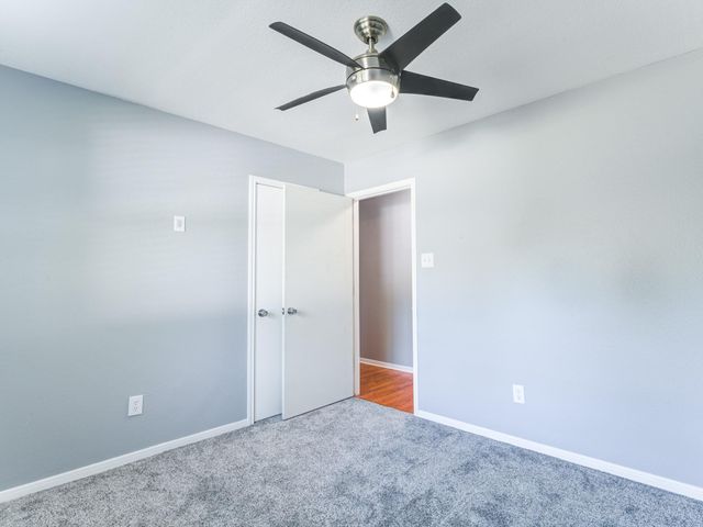 4801 Hill Road, Alvin, TX 77511