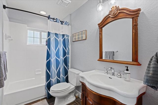 2600 SE 48TH AVENUE, Trenton, FL 32693