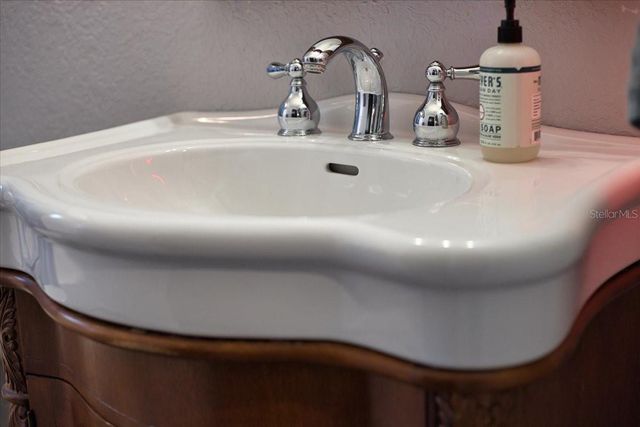 2600 SE 48TH AVENUE, Trenton, FL 32693