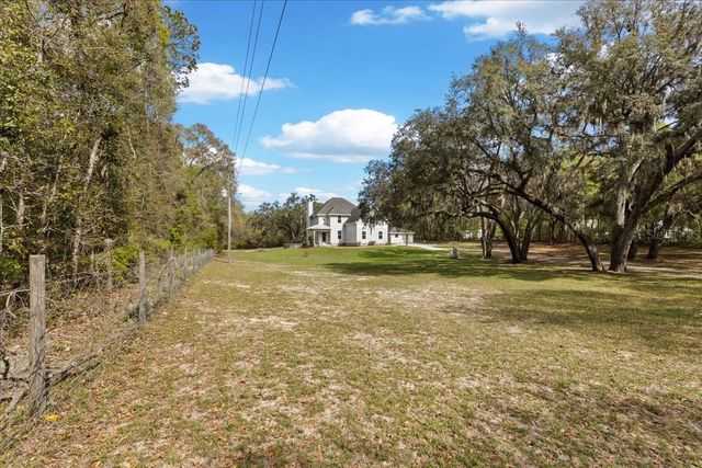 2600 SE 48TH AVENUE, Trenton, FL 32693