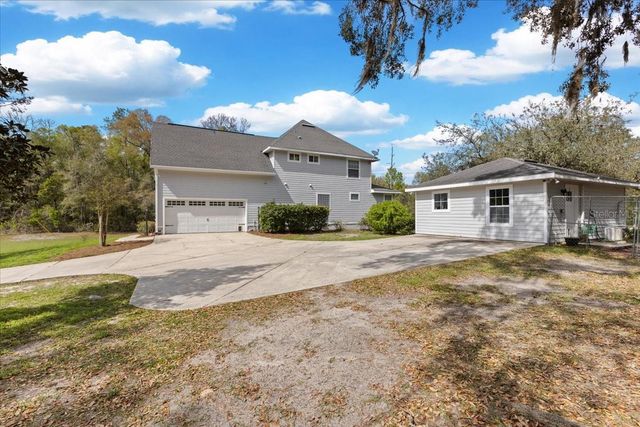 2600 SE 48TH AVENUE, Trenton, FL 32693