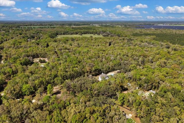 2600 SE 48TH AVENUE, Trenton, FL 32693