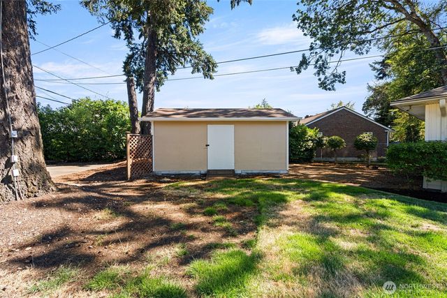 10005 Becker Drive SW, Lakewood, WA 98499