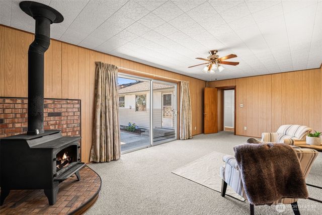 10005 Becker Drive SW, Lakewood, WA 98499