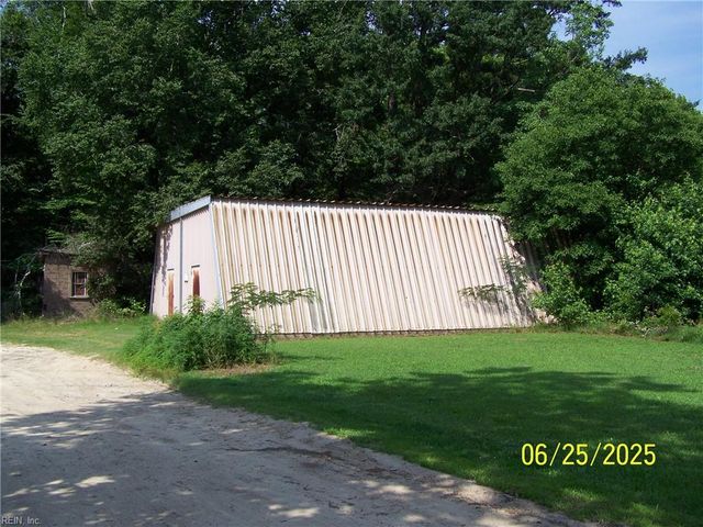 28470 Southampton PW, Courtland, VA 23837