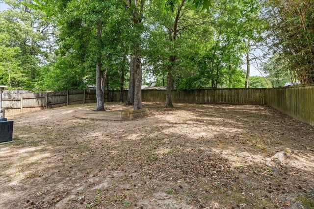 8766 Tigershark Avenue, North Charleston, SC 29406