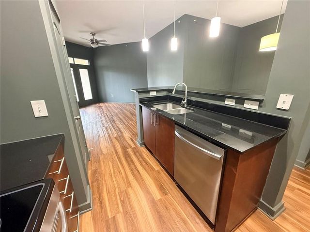 390 17TH Street NW 6056, Atlanta, GA 30363
