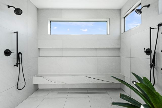 30 Chalmers Ave, Austin, TX 78702