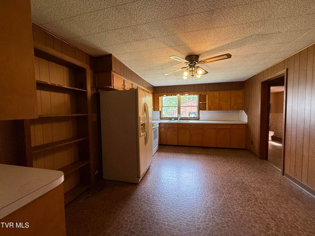 226 Little Cassi Creek Road, Chuckey, TN 37641