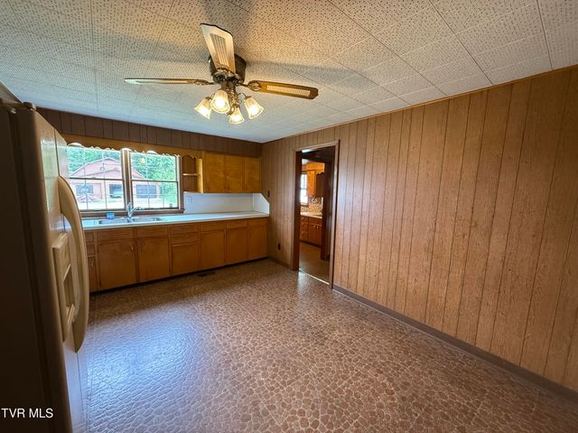 226 Little Cassi Creek Road, Chuckey, TN 37641