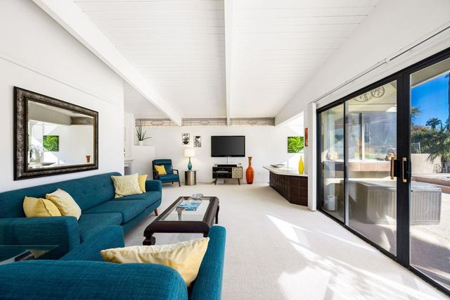 45758 Indian Wells Lane, Indian Wells, CA 92210