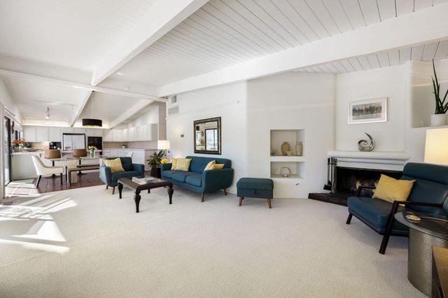 45758 Indian Wells Lane, Indian Wells, CA 92210