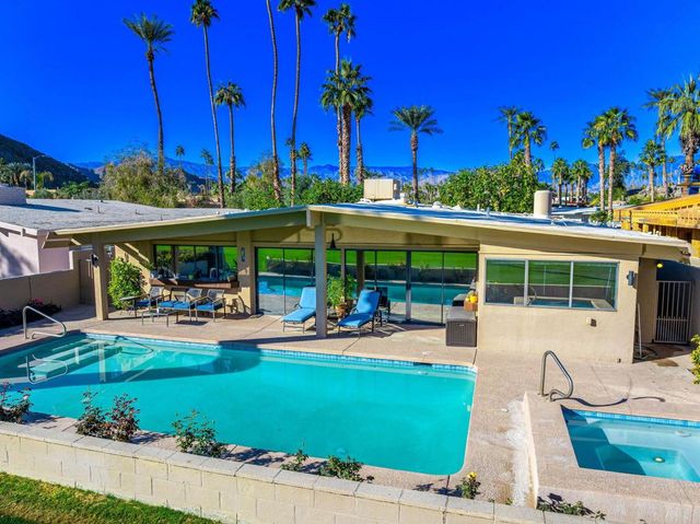 45758 Indian Wells Lane, Indian Wells, CA 92210