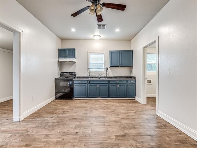 710 N Tucker Avenue, Shawnee, OK 74801