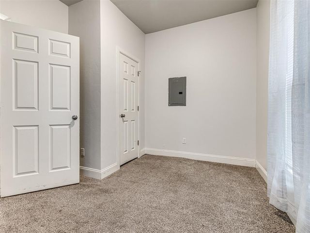 710 N Tucker Avenue, Shawnee, OK 74801