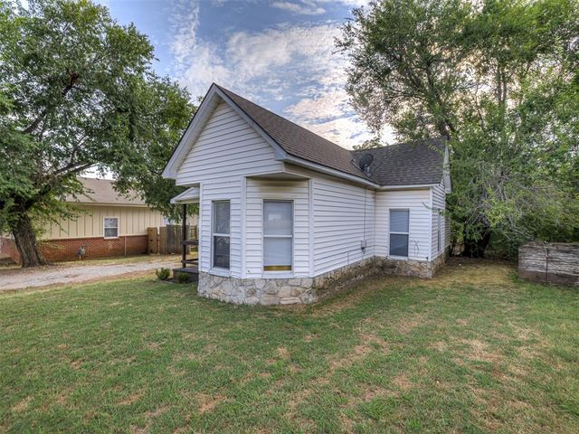 710 N Tucker Avenue, Shawnee, OK 74801