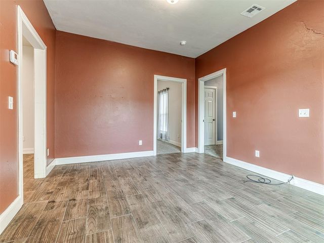 710 N Tucker Avenue, Shawnee, OK 74801