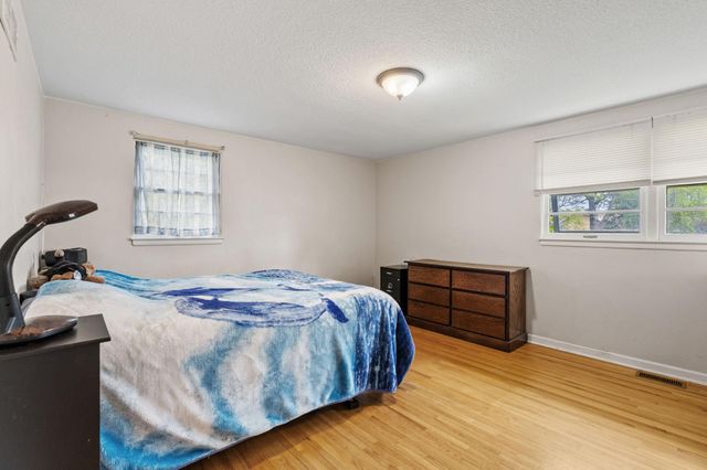 306 5th Avenue NW, Kasson, MN 55944