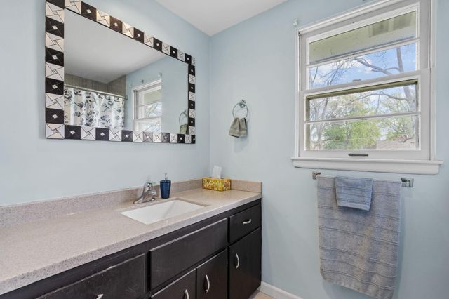 306 5th Avenue NW, Kasson, MN 55944