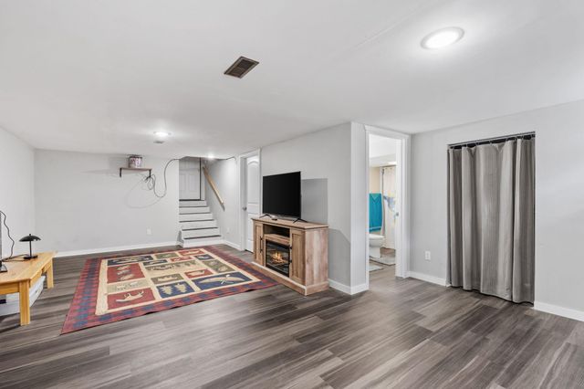 306 5th Avenue NW, Kasson, MN 55944