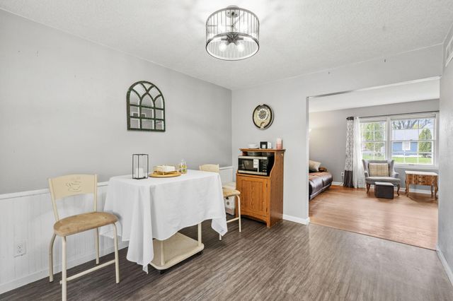 306 5th Avenue NW, Kasson, MN 55944