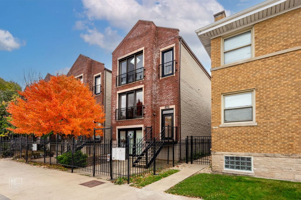6643 W Belmont Avenue 2, Chicago, IL 60634