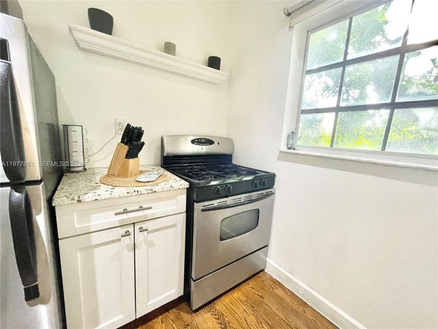 439 15th St 18, Miami Beach, FL 33139