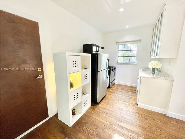 439 15th St 18, Miami Beach, FL 33139