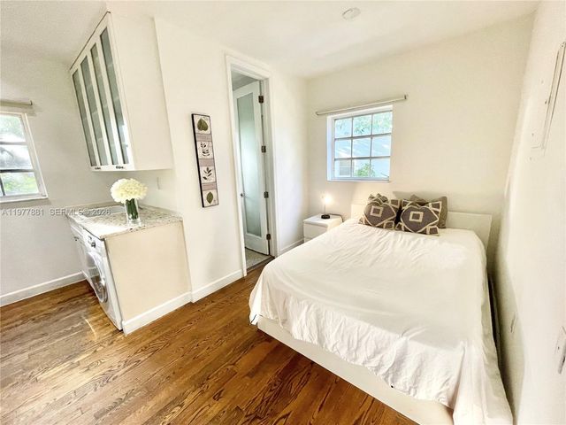 439 15th St 18, Miami Beach, FL 33139