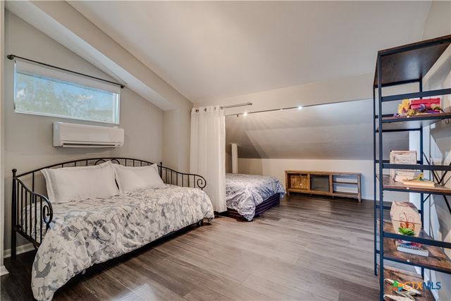 971 Barbara Drive, Canyon Lake, TX 78133