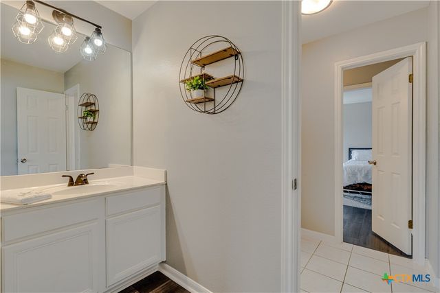 971 Barbara Drive, Canyon Lake, TX 78133