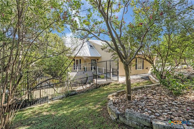 971 Barbara Drive, Canyon Lake, TX 78133