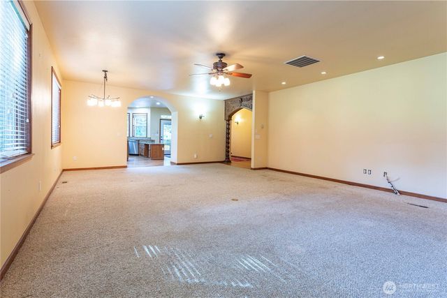 918 Citadel Drive, Everson, WA 98247