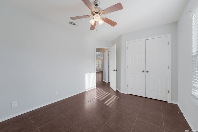 521 JACOBS LN, La Vernia, TX 78121