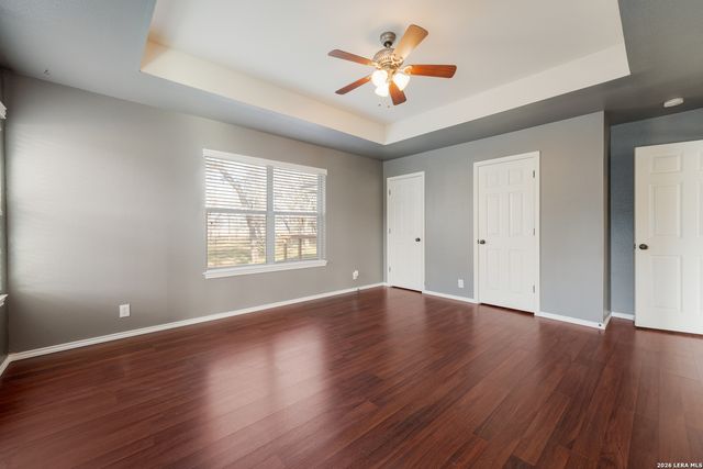 521 JACOBS LN, La Vernia, TX 78121