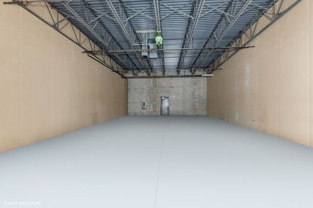 16703 Harlem Avenue E, Tinley Park, IL 60477