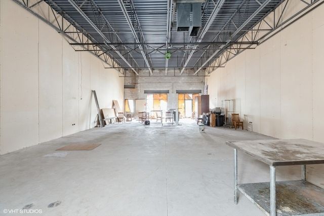 16703 Harlem Avenue E, Tinley Park, IL 60477