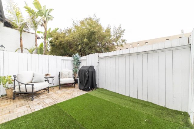 2479 Caminito Ocean Cv, Cardiff, CA 92007