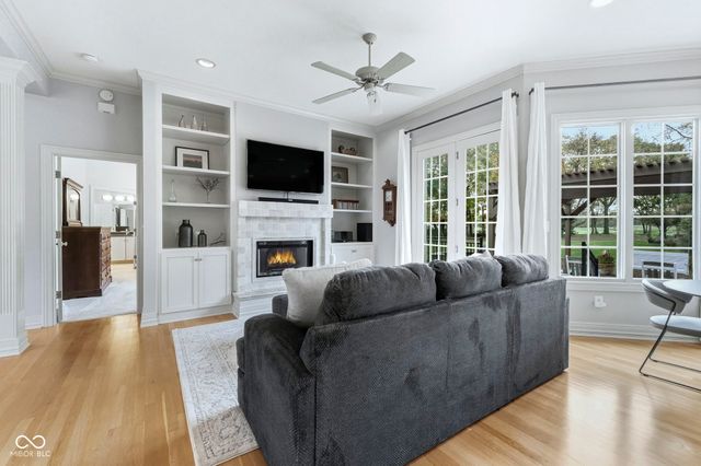 13137 Brooks Landing Place, Carmel, IN 46033