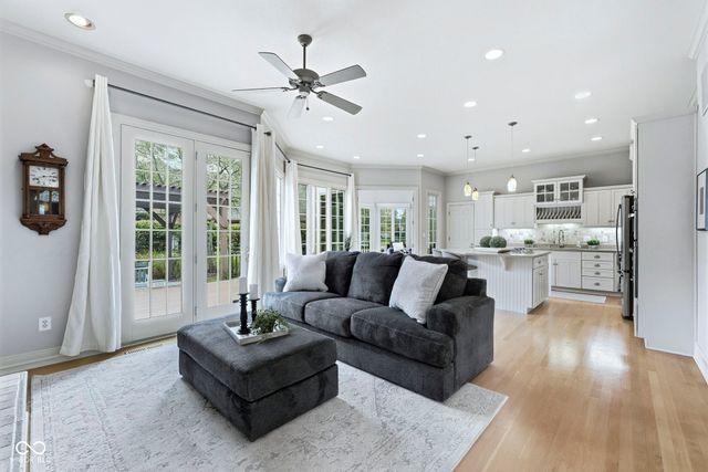 13137 Brooks Landing Place, Carmel, IN 46033