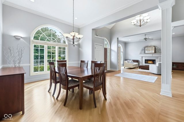 13137 Brooks Landing Place, Carmel, IN 46033