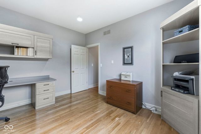 13137 Brooks Landing Place, Carmel, IN 46033